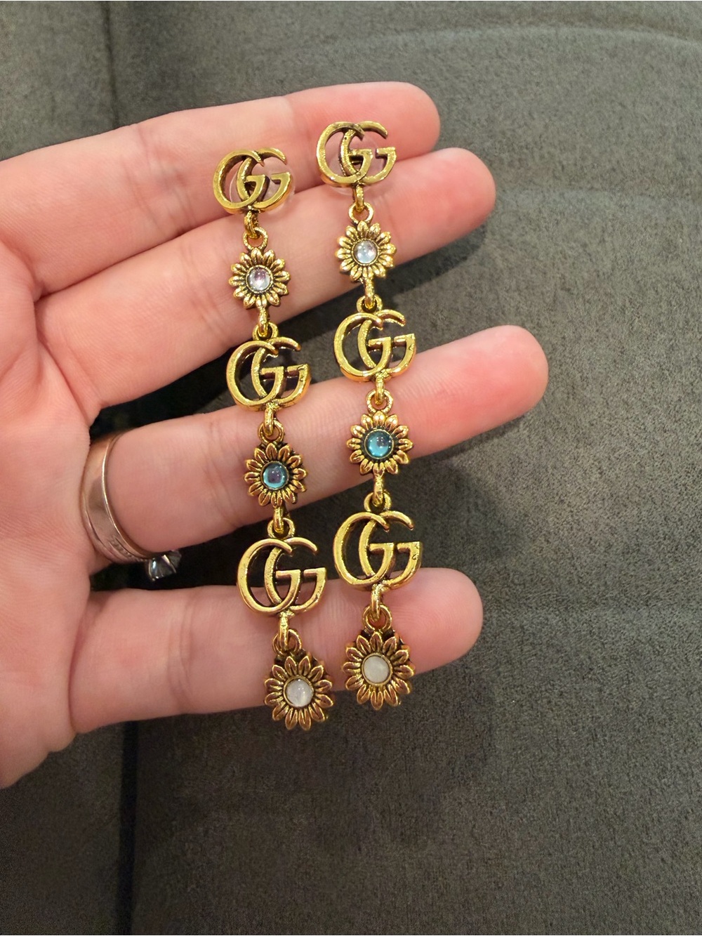 Gold-Tone Double G Daisy Drop Earrings - Gucci